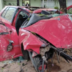 Vítimas de acidente com carro na av. Barão Homem de Melo, em BH, tentam fugir, dizem bombeiros