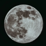 Segunda superlua do ano pode ser vista nesta semana; saiba quando e como assistir