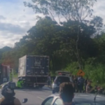 Motociclista morre em acidente com caminhão na BR-040 em Ribeirão das Neves