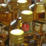 Acordo entre IMA e Secult reforça produção legal de cachaça em Minas